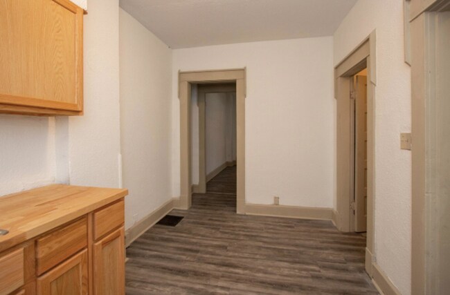 Photo - 1134 Lasalle St