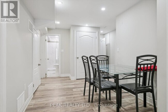 Photo - 70 Daffodil Pl