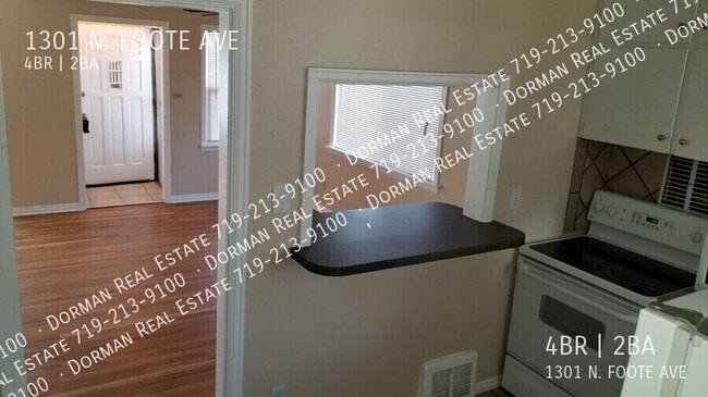 Photo - 1301 N Foote Ave