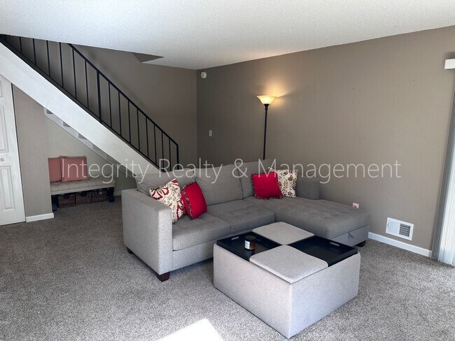 Photo - 10001 E Evans Ave