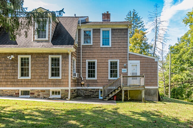 Photo - 10 Preservation Pl Unidad B