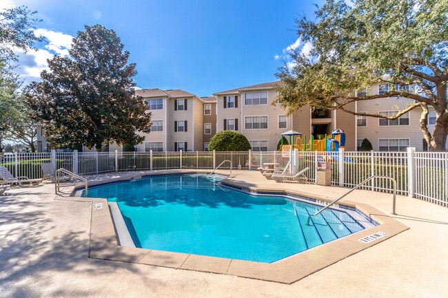 Photo - Club at Eustis