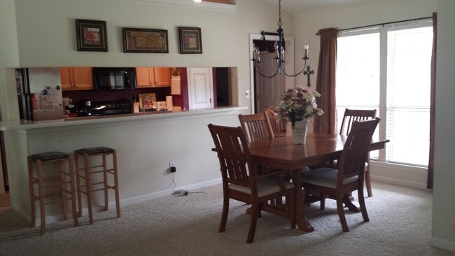 Photo - 37 Magpie Trail