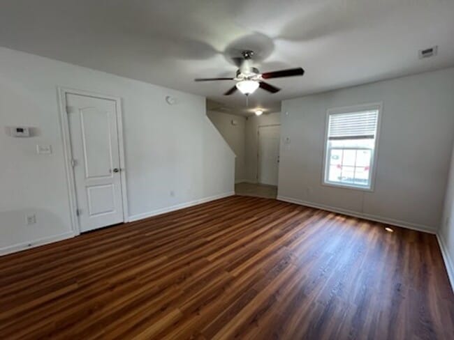 Photo - Townhome in desirable Carolina Plantations