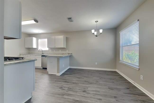 Photo - 28807 Fox Lynn Dr