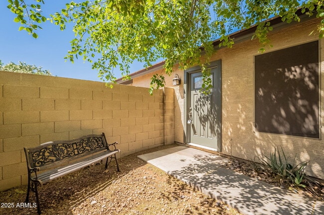 Photo - 491 E Devon Dr