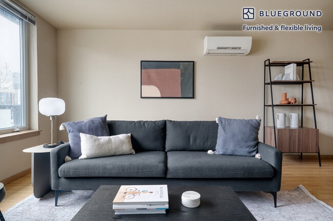 Photo - 708 6th Ave N Unidad FL3-ID577