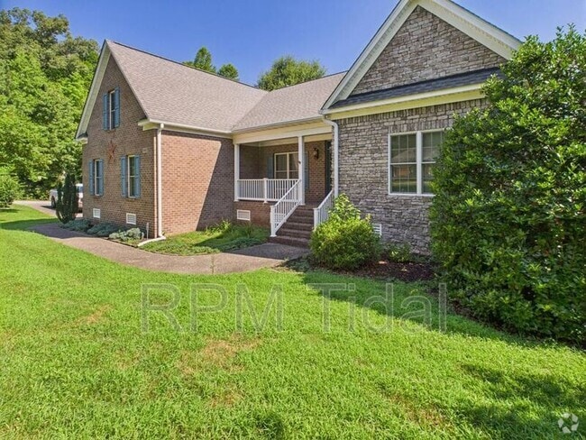 Building Photo - 4905 Burnley Dr Rental