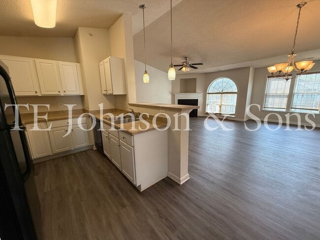 Photo - Lovely 2 Bedroom Condo Off Hwy 150