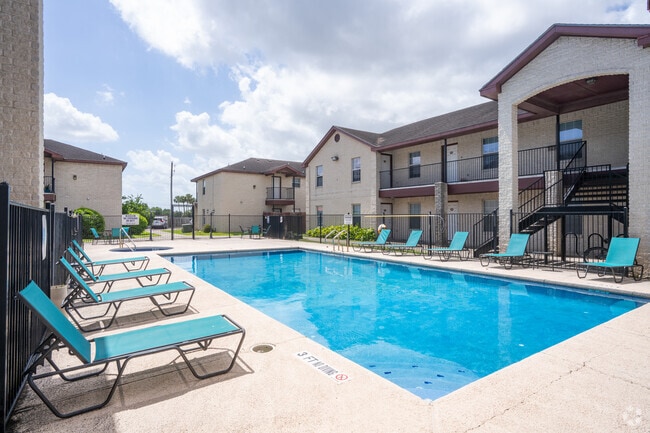 Building Photo - Rock Ridge Rental