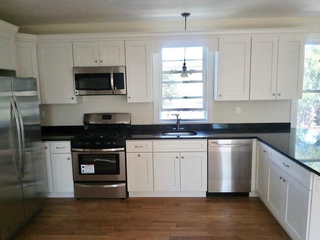 Photo - 39 Millmont St Unit 2