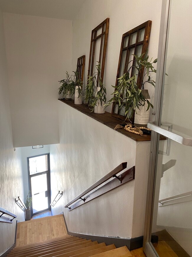 Entrance from Main St. - 403 Main St Unit 3A