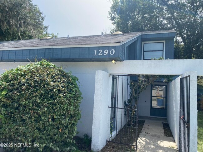 Building Photo - 1290 Wonderwood Dr Rental
