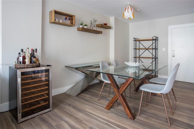 Photo - 1345 Lincoln Rd Unidad 605