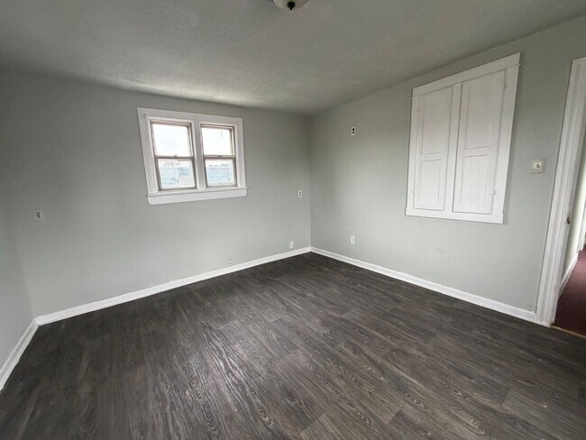 Photo - 308 E King St Unit D