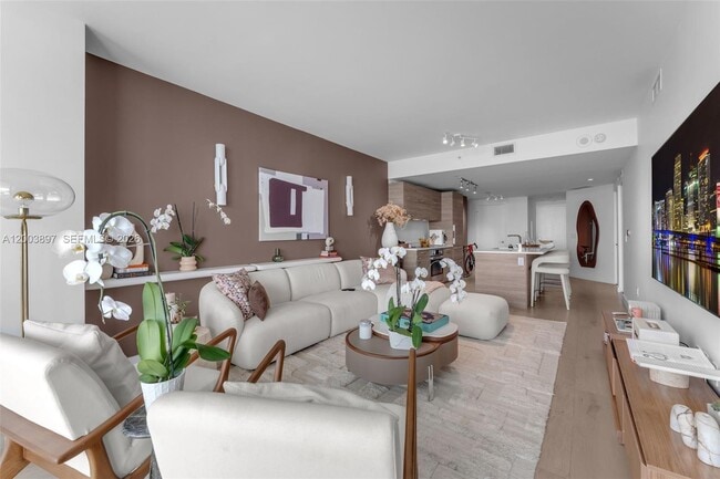 Photo - 650 NE 32nd St Unit 4505