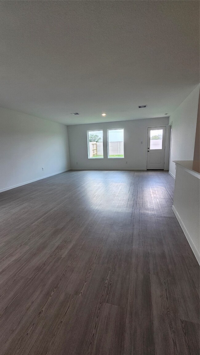 Photo - 6523 Water Oak Grn Ln