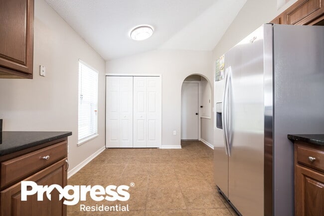 Photo - 5470 Silver Thistle Ln