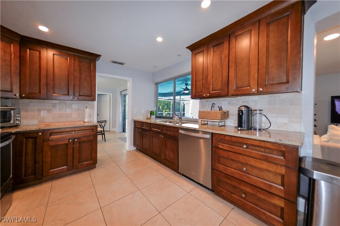 Photo - 12150 McGregor Blvd House