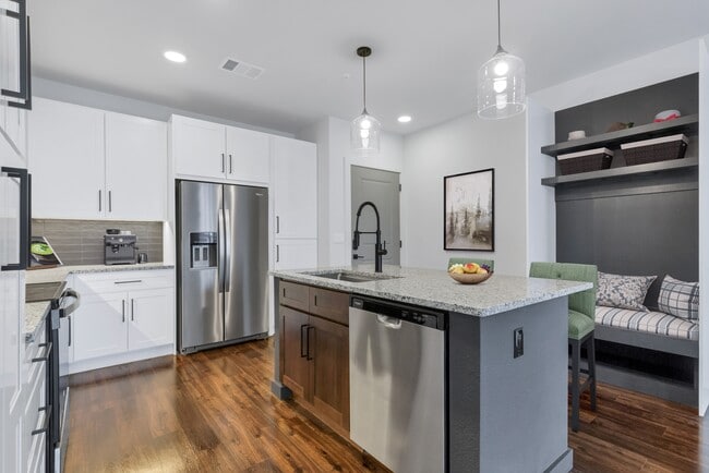 Photo - Cortland Peterson