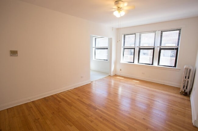 Photo - Ellis Court