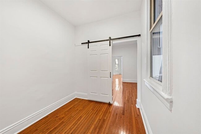 Photo - 242 Palisade Ave Unit 2