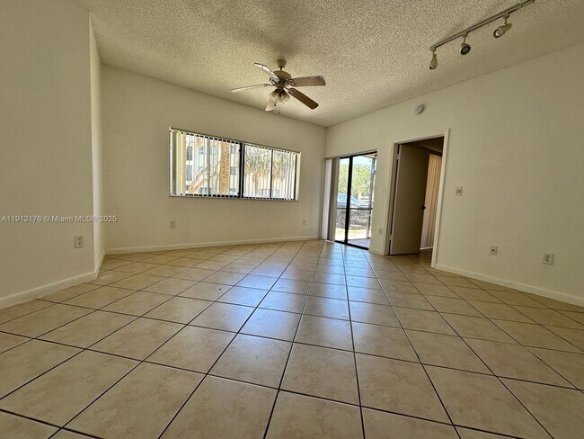 Photo - 2445 SW 18th Terrace Unit 114