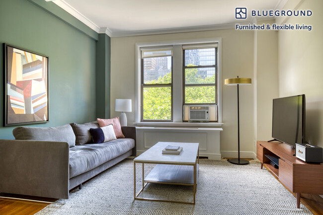 Building Photo - 210 W 70th St Rental