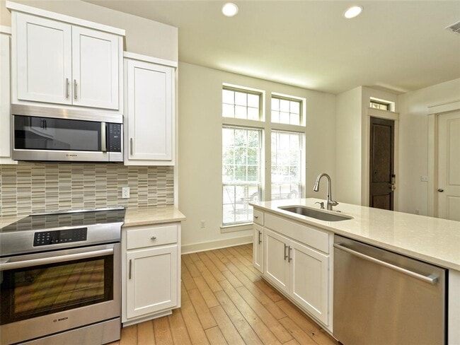 Photo - 5309 William Holland Ave Unit 2