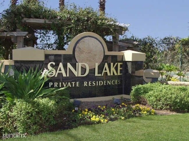 Building Photo - 2 bedroom 2 Bathroom in Orlando Rental