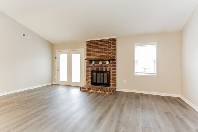 9616 Kent Village Dr