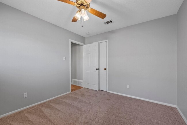 Photo - 7209 Janetta Dr