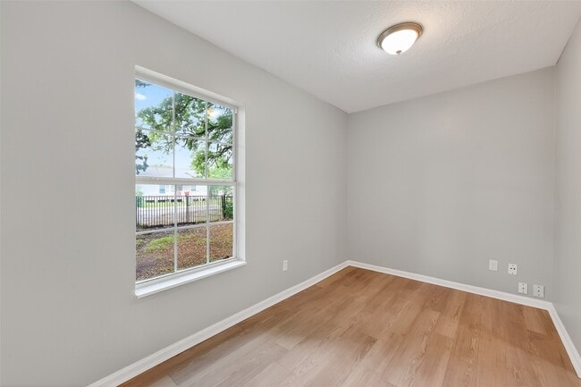 Photo - 4810 Dabney St