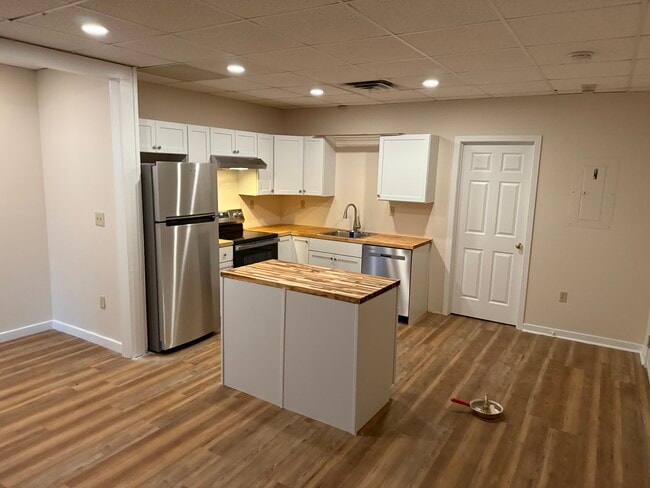 Photo - 100 Center St Unidad 204