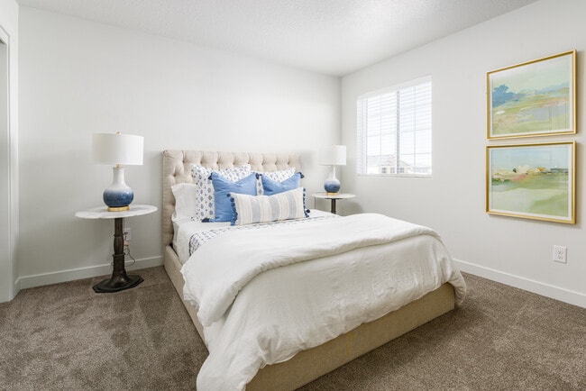 Photo - Scenic Slopes