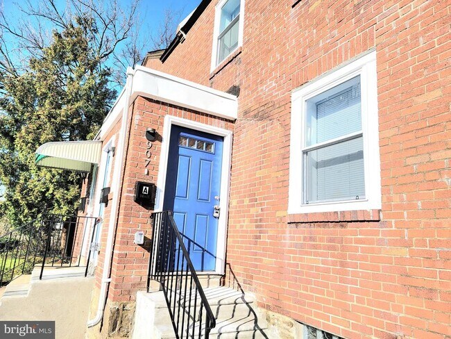 Photo - 907 E Upsal St Apartment Unit A