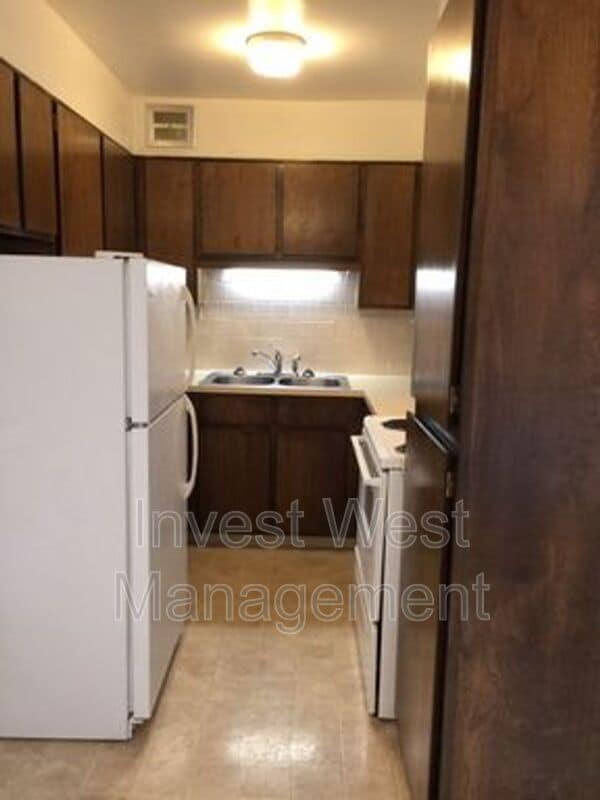 Photo - 1944 Hudson St