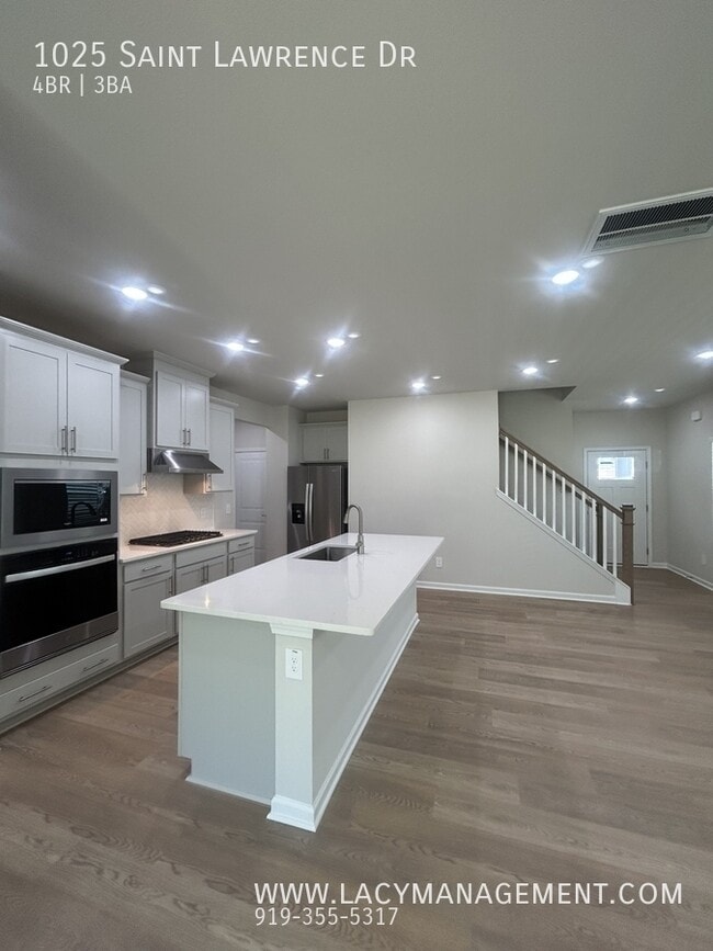 Photo - 1025 St Lawrence Dr