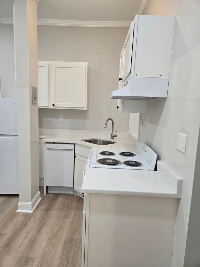 Photo - 119 Commonwealth Ave Condo Unit #5