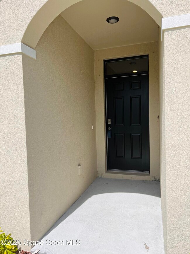 Photo - 4631 Talbot Blvd