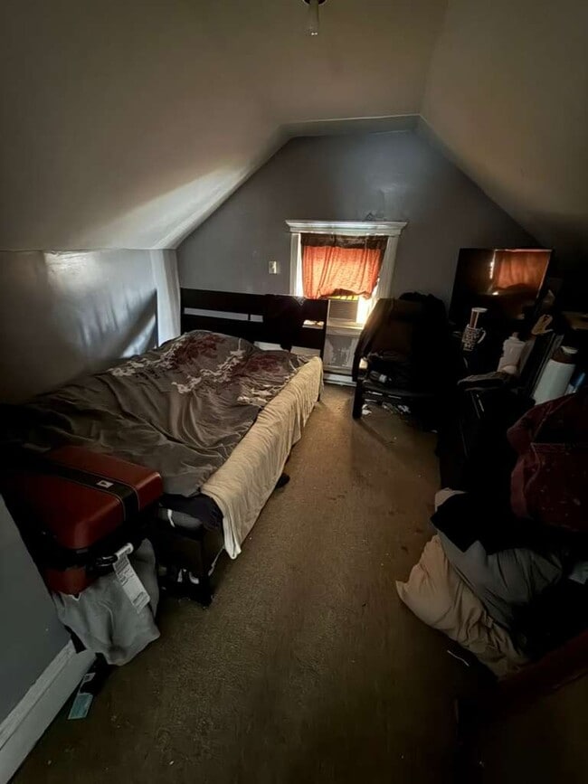 Bedroom#4 - 681 E 28th St Unit 2