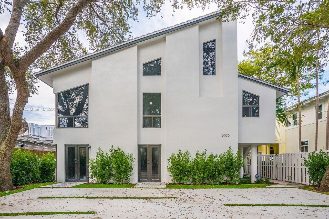 Photo - 2974 Bridgeport Ave Townhome