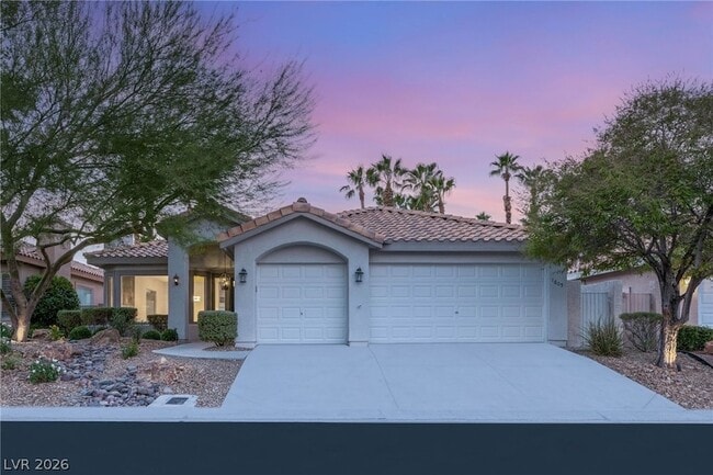 Photo - 1605 Shadow Rock Dr