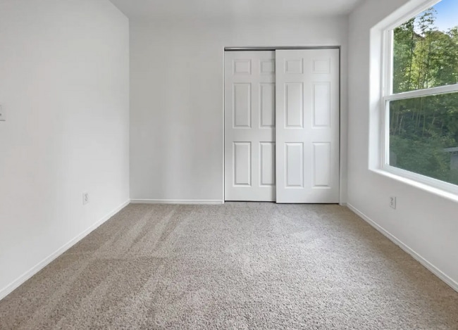 Photo - 21730 NE Palisade Pl