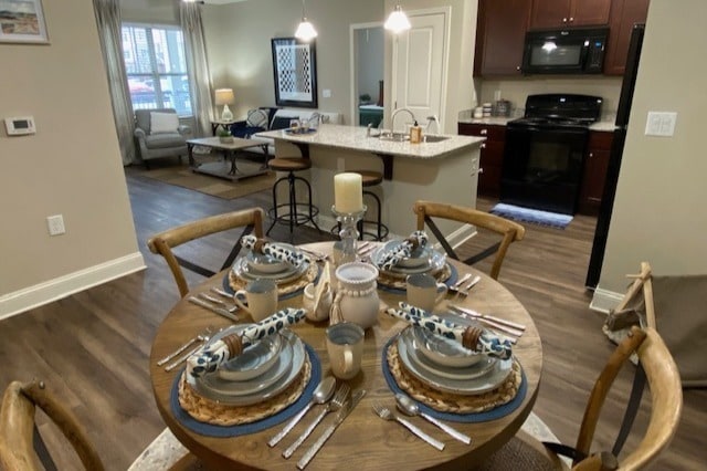 1159 Sq Ft Azalea Dining Room