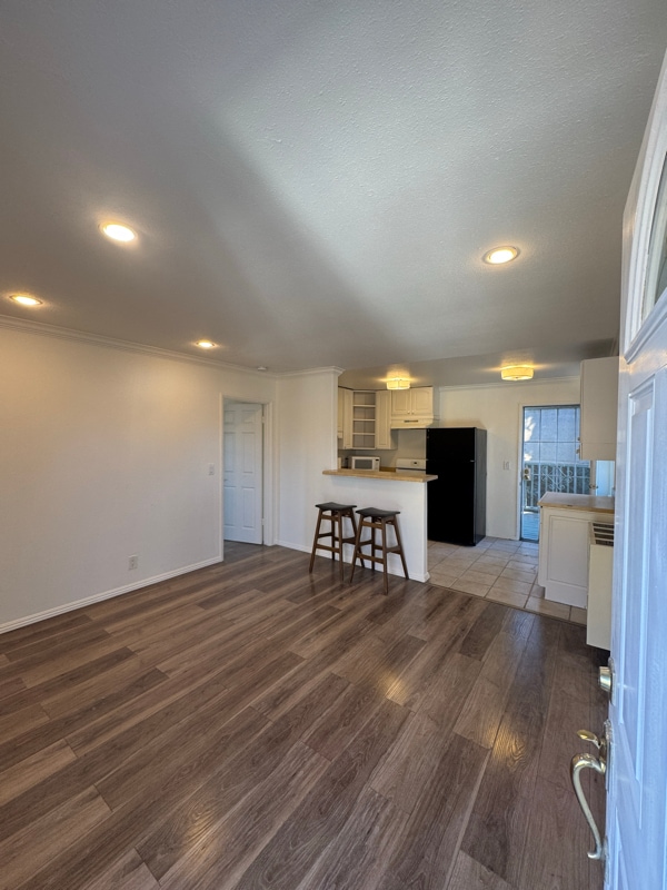 Building Photo - 1706 W Commonwealth Ave