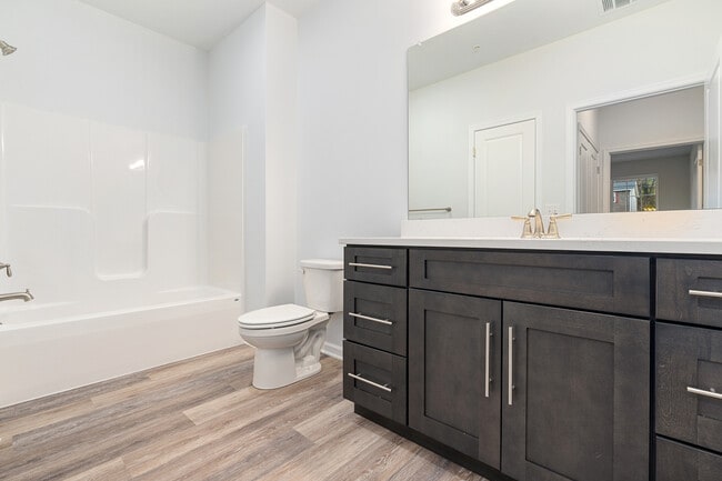 Photo - Riverview West Apartments