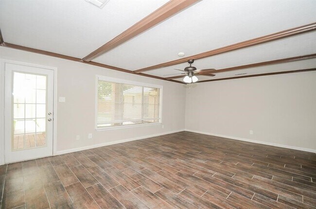 Photo - 6014 Lattimer Dr