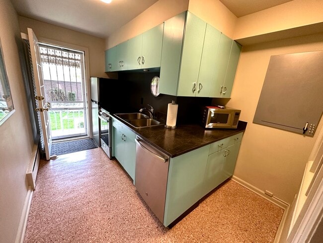 Photo - Wash Park 2-Bedroom, 2- Bathroom Condo Available in August