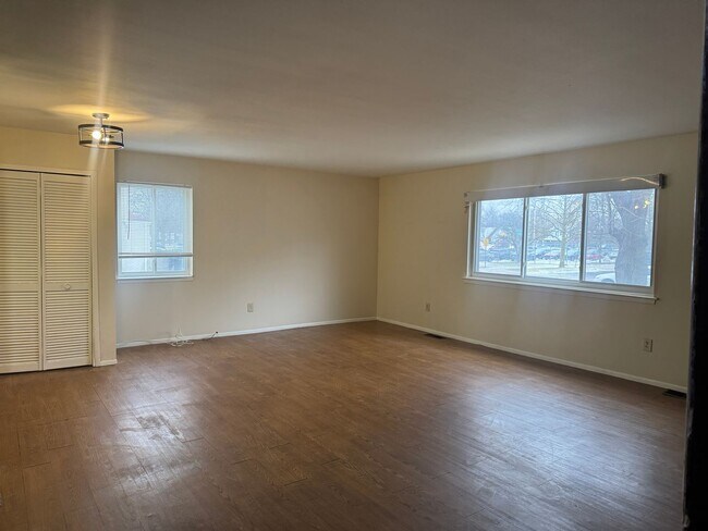 15800 Hubbell Ave Unit B2
